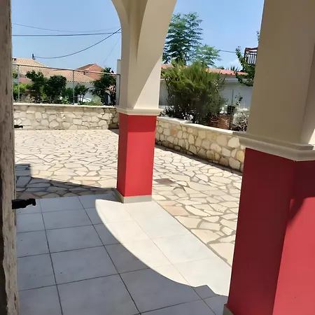 Sandra B * Meganisi