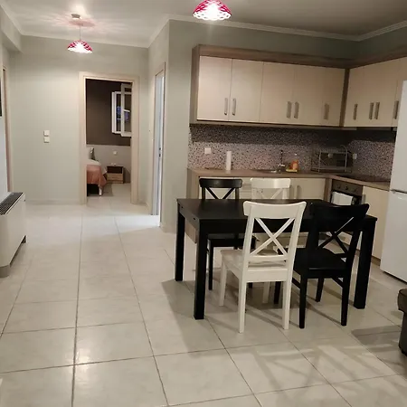 Sandra B Apartment *